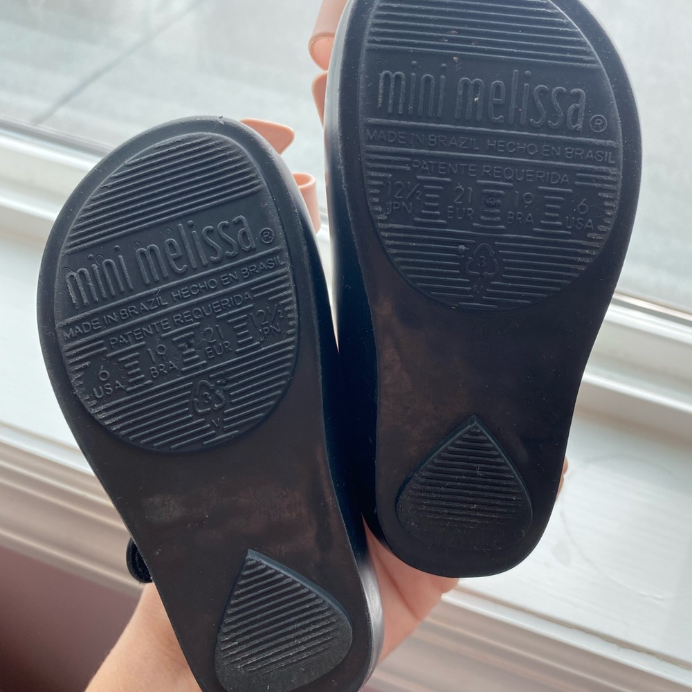 Mini Melissas